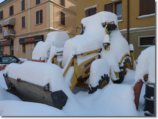 Clicca per scorrere le foto originali ingrandite