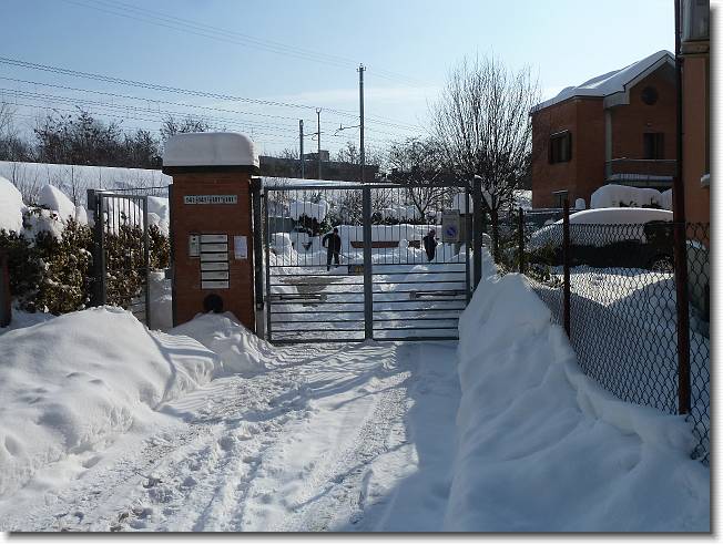 Clicca per scorrere le foto originali ingrandite