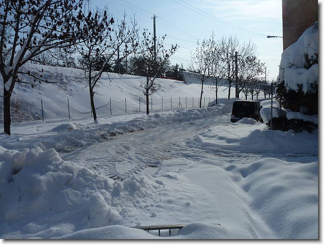 Clicca per scorrere le foto originali ingrandite