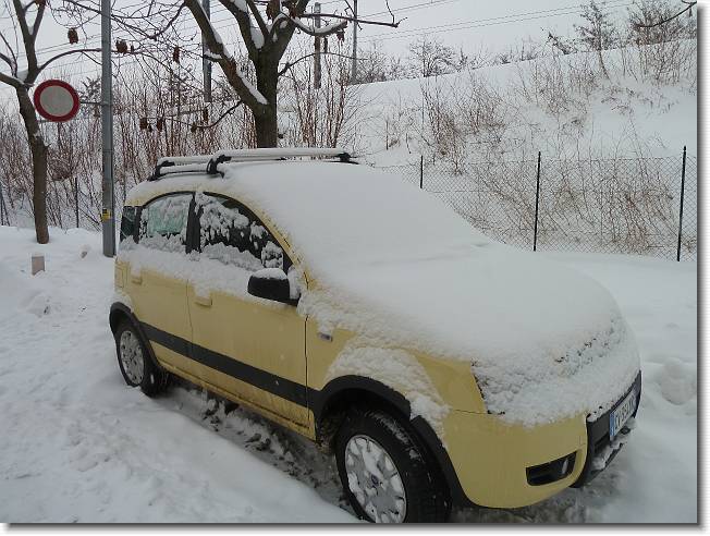Clicca per scorrere le foto originali ingrandite