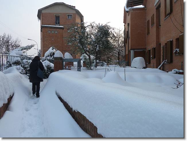 Clicca per scorrere le foto originali ingrandite