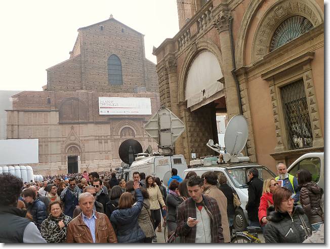 Clicca per scorrere le foto originali ingrandite