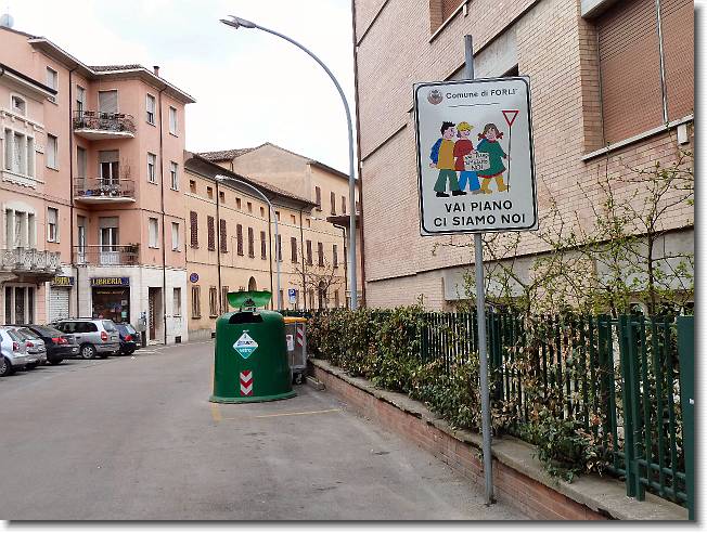 Clicca per scorrere le foto originali ingrandite