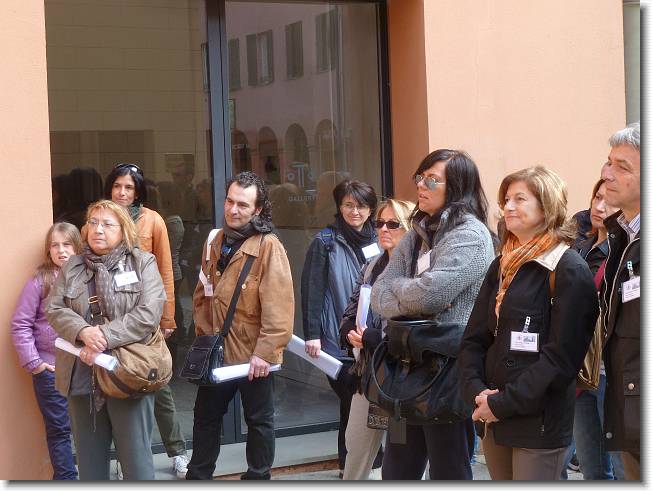 Clicca per scorrere le foto originali ingrandite