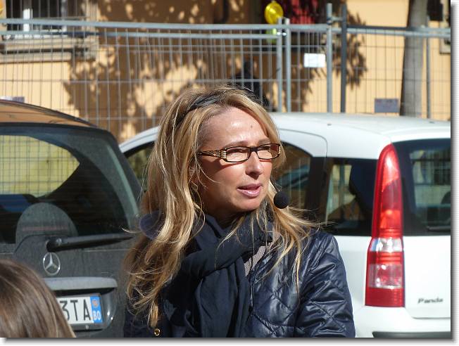 Clicca per scorrere le foto originali ingrandite