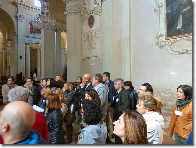 Clicca per scorrere le foto originali ingrandite