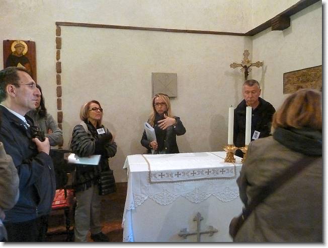 Clicca per scorrere le foto originali ingrandite