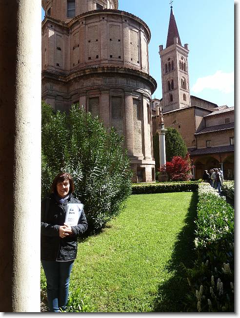 Clicca per scorrere le foto originali ingrandite