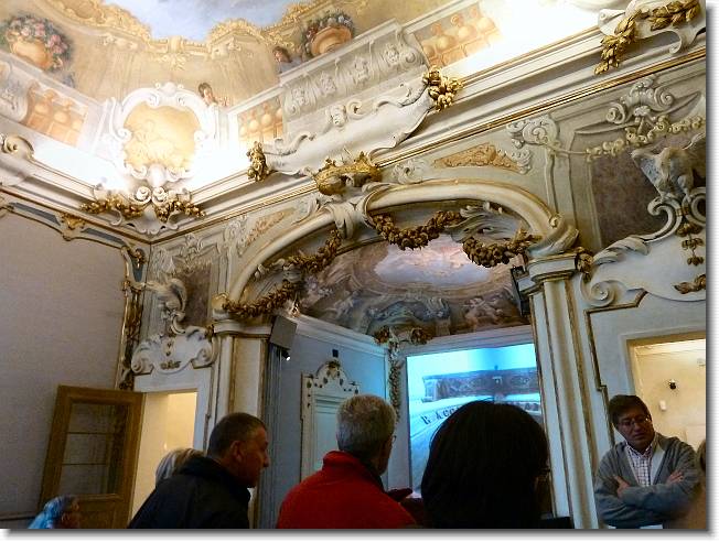 Clicca per scorrere le foto originali ingrandite