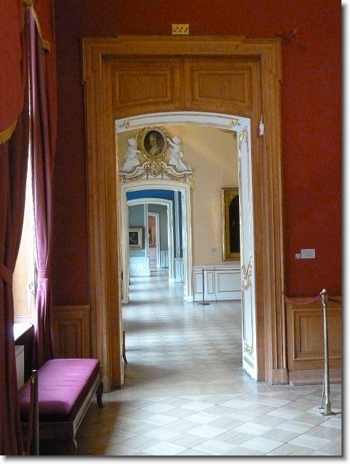 Clicca per scorrere le foto originali ingrandite
