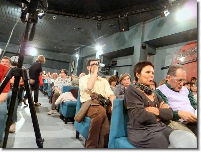 Clicca per scorrere le foto originali ingrandite