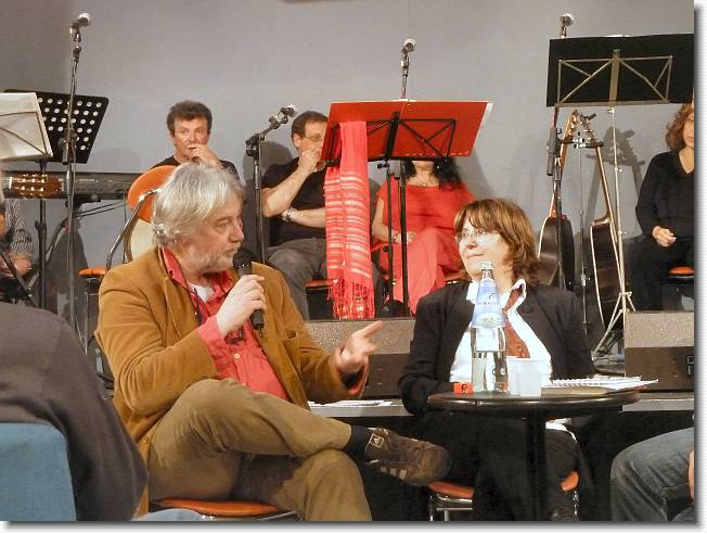 Clicca per scorrere le foto originali ingrandite