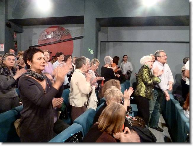 Clicca per scorrere le foto originali ingrandite
