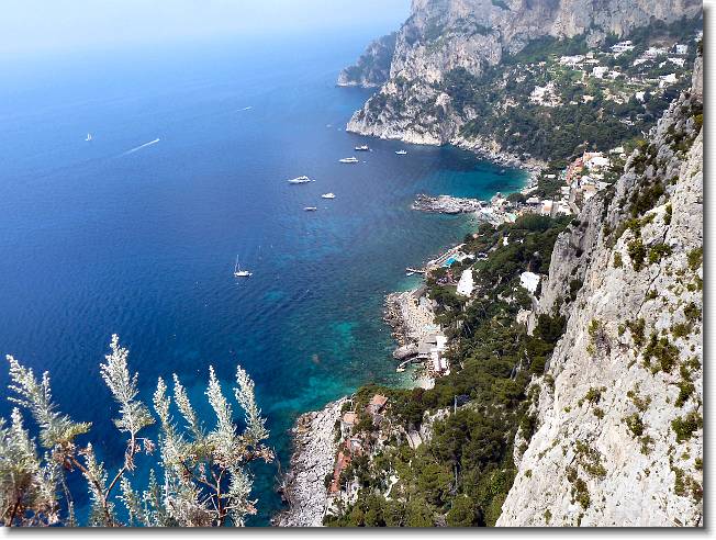 Clicca per scorrere le foto originali ingrandite