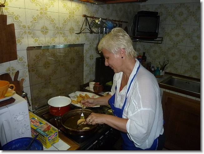 Clicca per scorrere le foto originali ingrandite