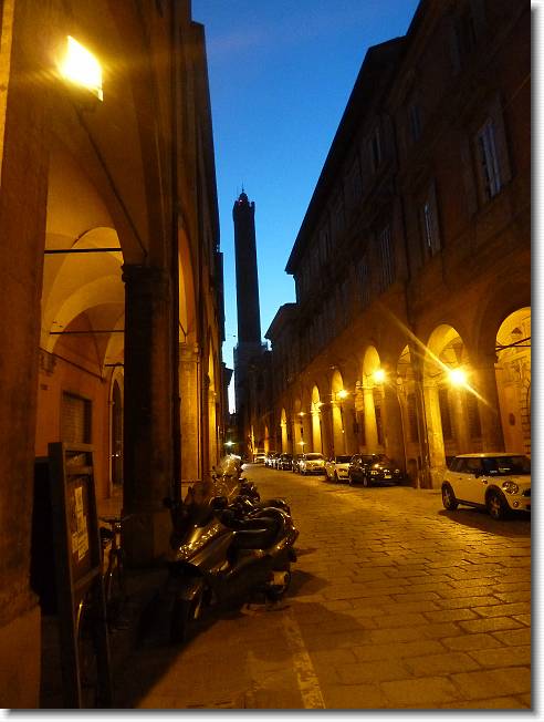 Clicca per scorrere le foto originali ingrandite