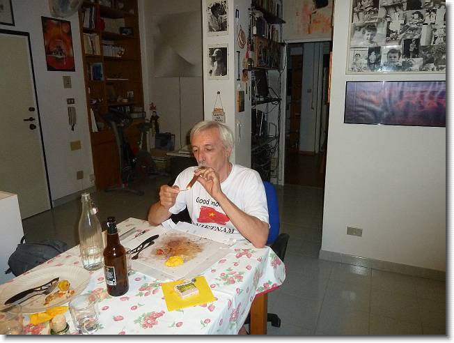 Clicca per scorrere le foto originali ingrandite