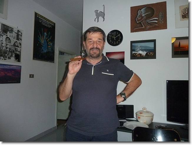 Clicca per scorrere le foto originali ingrandite