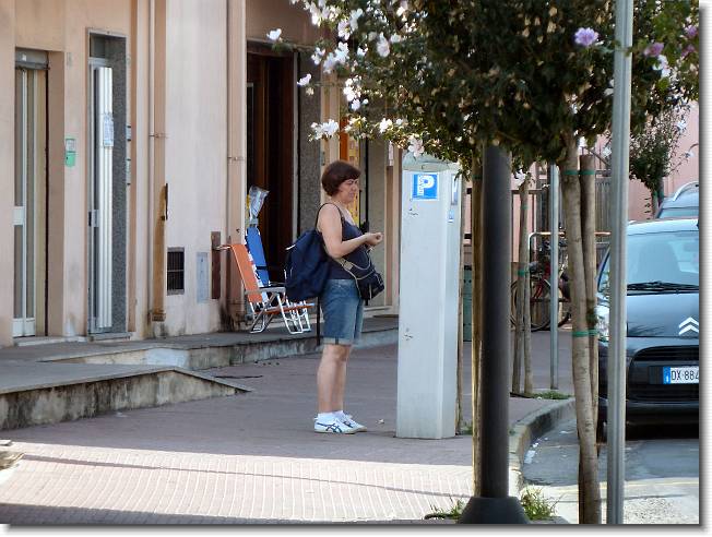 Clicca per scorrere le foto originali ingrandite