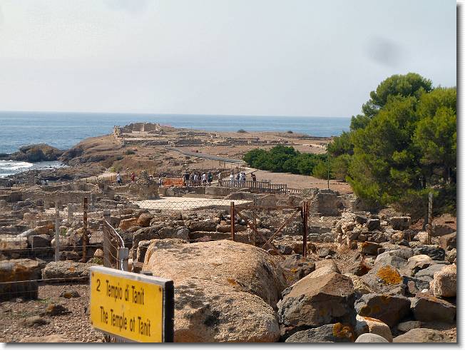 Clicca per scorrere le foto originali ingrandite