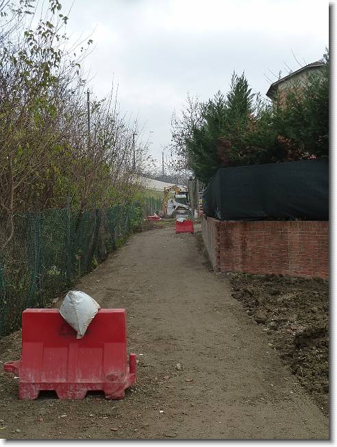 Clicca per scorrere le foto originali ingrandite