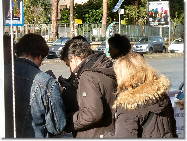 Clicca per scorrere le foto originali ingrandite