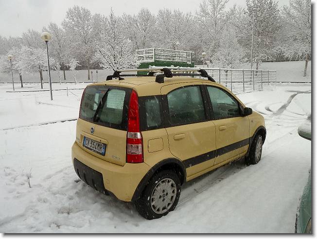 Clicca per scorrere le foto originali ingrandite
