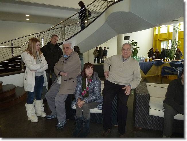 Clicca per scorrere le foto originali ingrandite