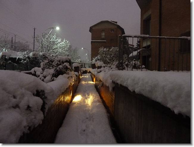 Clicca per scorrere le foto originali ingrandite
