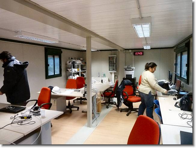 Clicca per scorrere le foto originali ingrandite