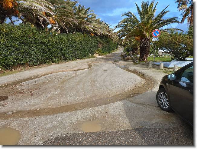 Clicca per scorrere le foto originali ingrandite