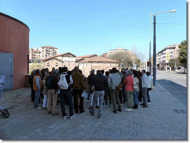 Clicca per scorrere le foto originali ingrandite