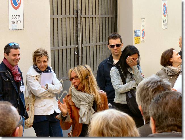 Clicca per scorrere le foto originali ingrandite