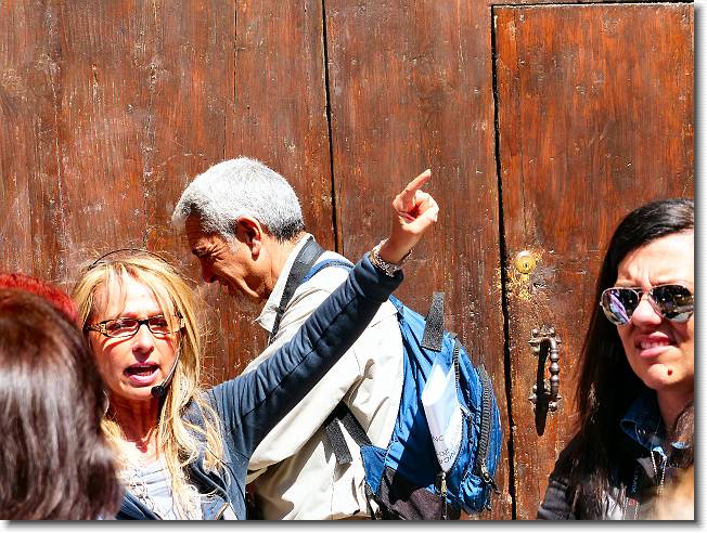 Clicca per scorrere le foto originali ingrandite