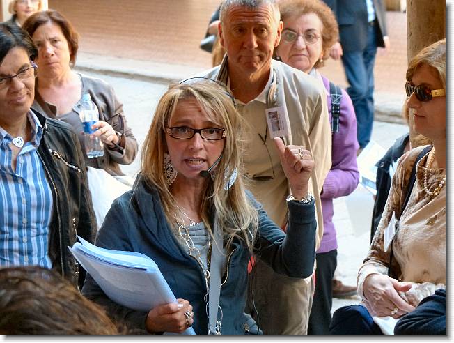 Clicca per scorrere le foto originali ingrandite
