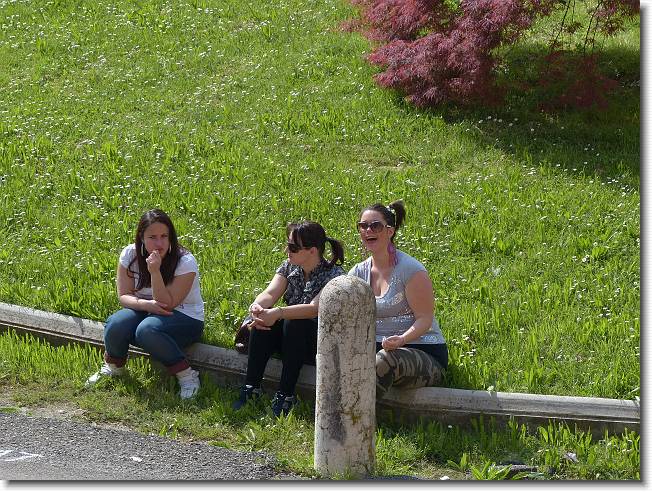 Clicca per scorrere le foto originali ingrandite