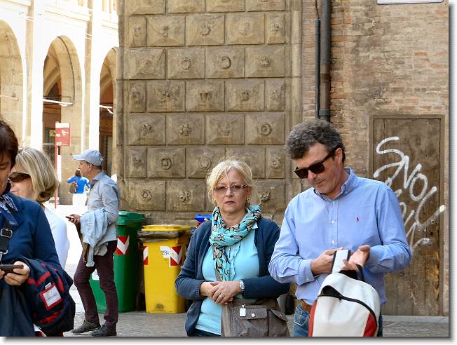 Clicca per scorrere le foto originali ingrandite
