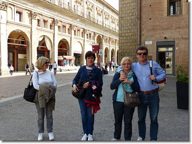 Clicca per scorrere le foto originali ingrandite