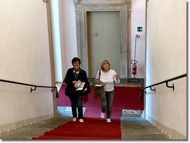 Clicca per scorrere le foto originali ingrandite