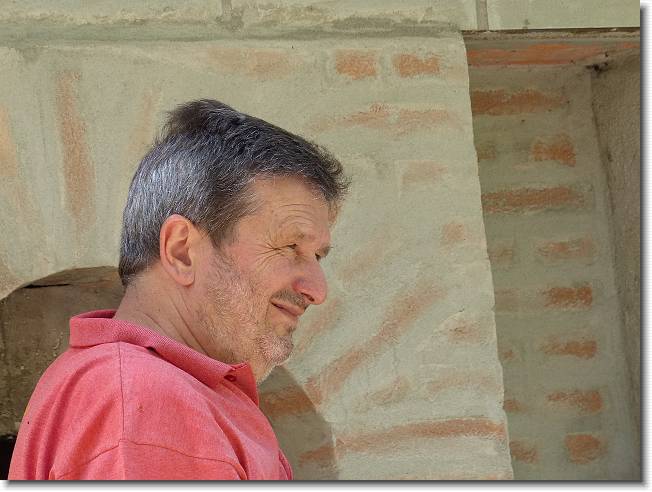 Clicca per scorrere le foto originali ingrandite