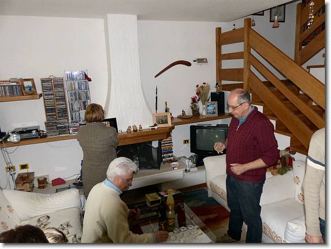 Clicca per scorrere le foto originali ingrandite