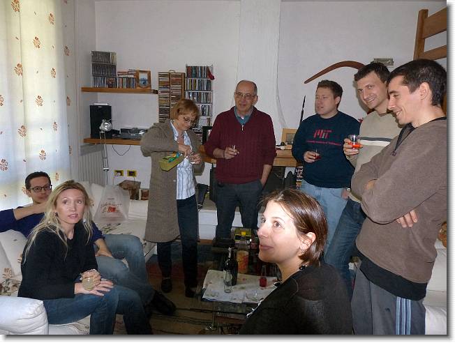 Clicca per scorrere le foto originali ingrandite
