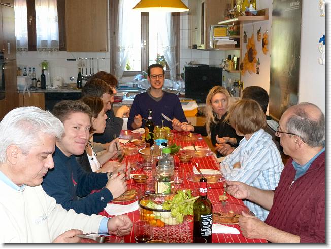 Clicca per scorrere le foto originali ingrandite