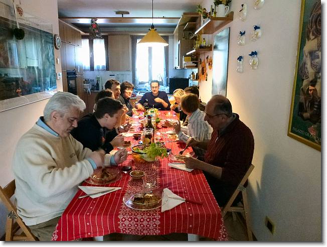 Clicca per scorrere le foto originali ingrandite