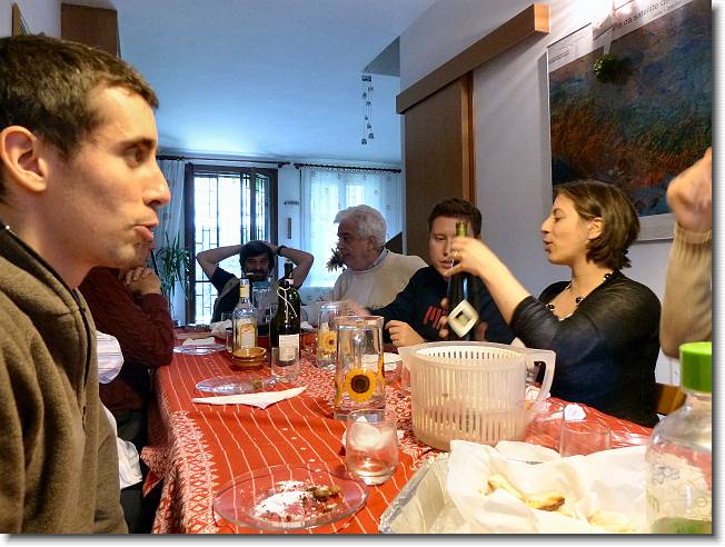 Clicca per scorrere le foto originali ingrandite
