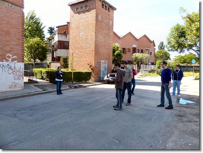 Clicca per scorrere le foto originali ingrandite
