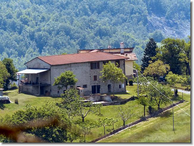 Clicca per scorrere le foto originali ingrandite