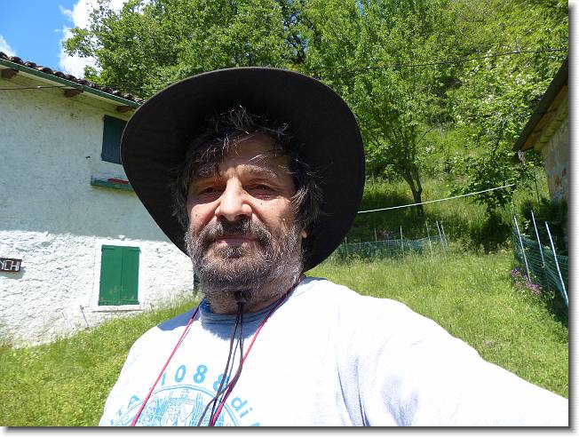 Clicca per scorrere le foto originali ingrandite