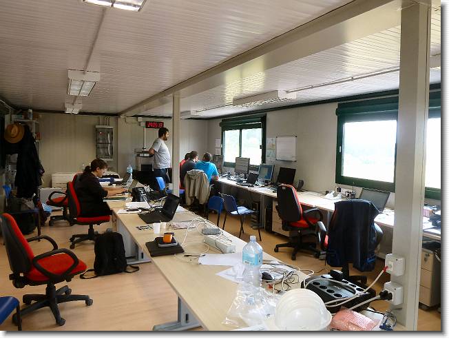 Clicca per scorrere le foto originali ingrandite