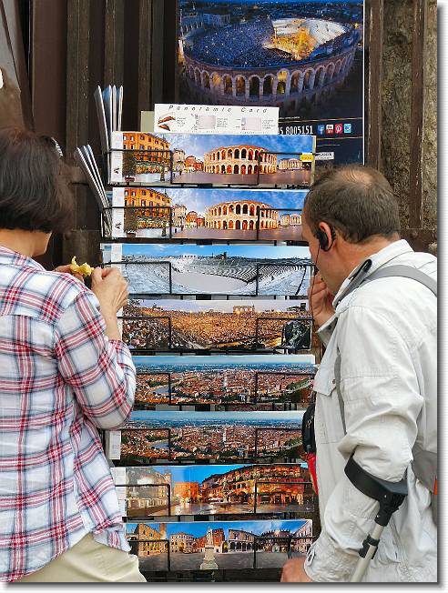 Clicca per scorrere le foto originali ingrandite